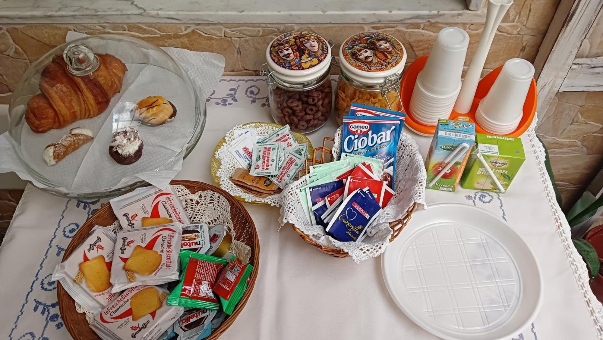 مبيت وإفطار ريجّو دي كالابريا Le 3 Dee الغرفة الصورة